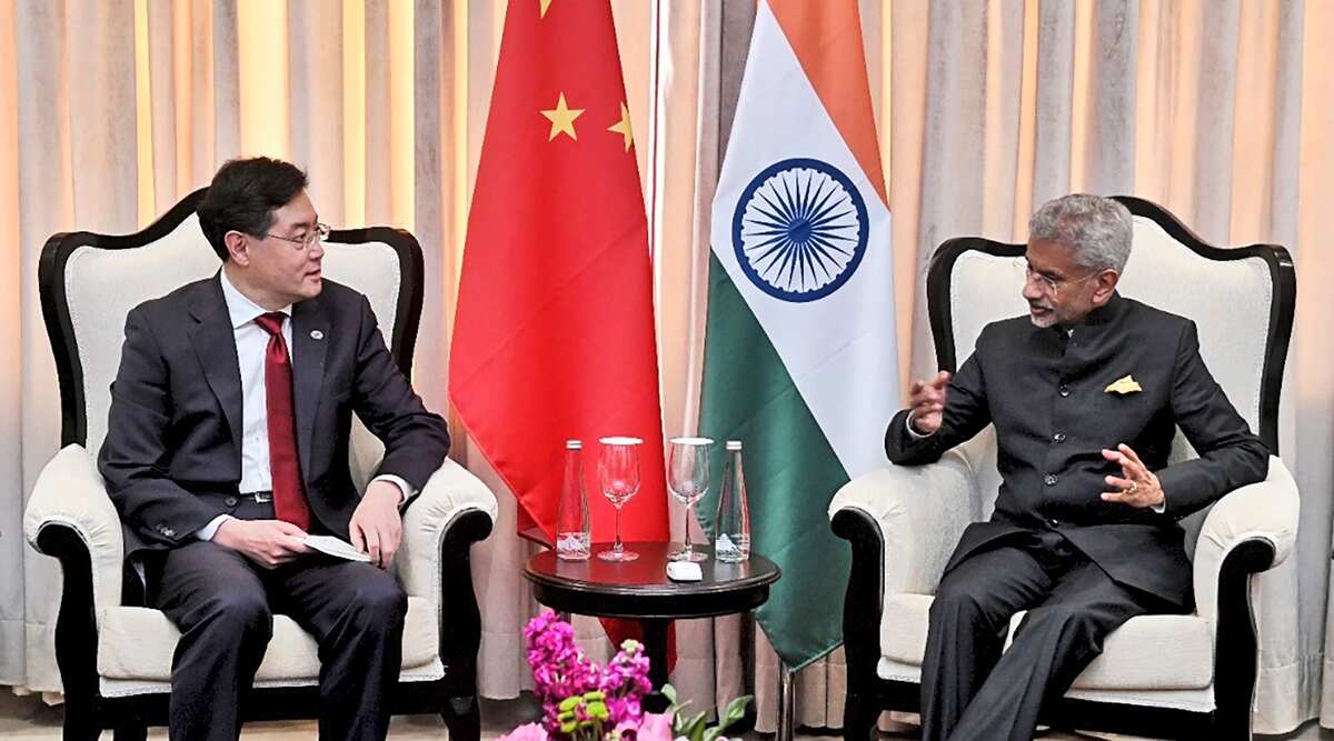 <strong>FOR EARLY NORMALISATION “PUT BORDER ISSUES  IN PROPER PLACE” : CHINESE F.M TO INDIAN F.M</strong>